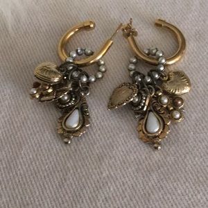 Small gold plate hoop earrings w removable charms